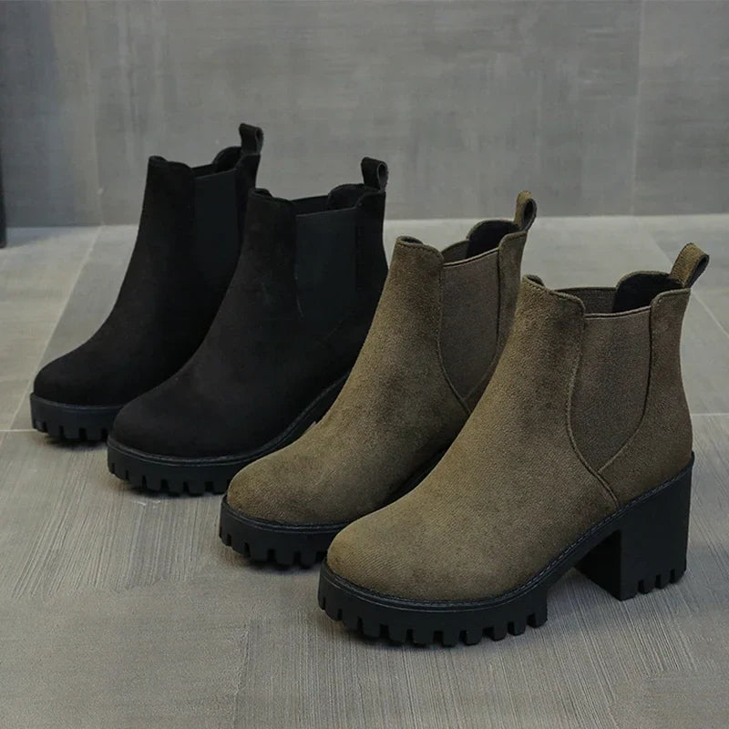 Bota Feminina de Inverno em Couro Legítimo - Lara