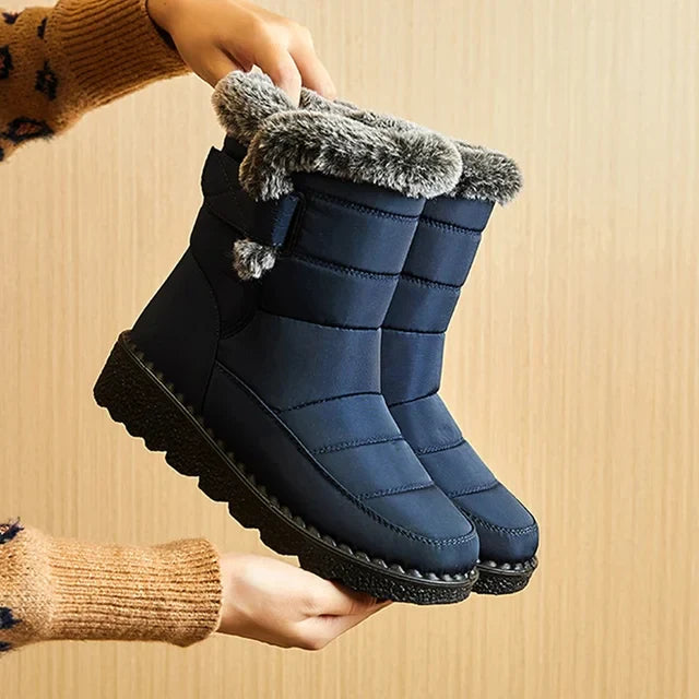 Bota Feminina de Inverno em Couro Legítimo - Lynda