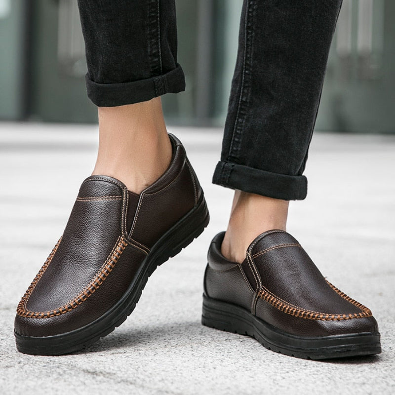 Sapato Slip On Masculino de Couro Legítimo - Casual Comfort